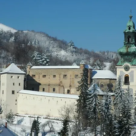 Nostalgia Pensión 2*