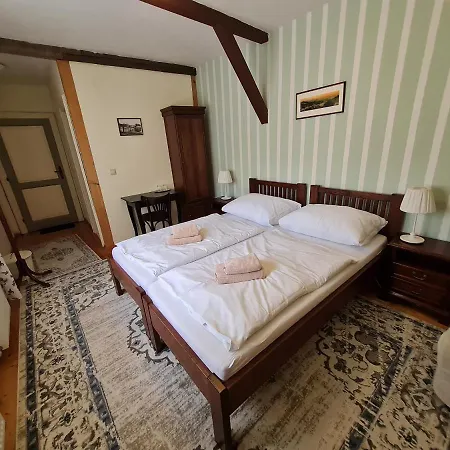 Nostalgia Pensión 2*