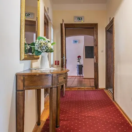 Nostalgia Pensión 2*