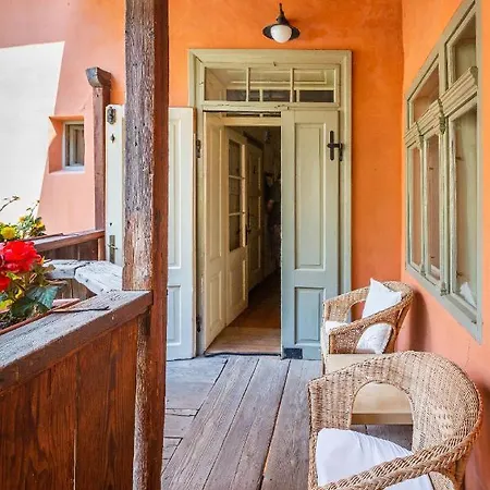 Nostalgia Pensión 2*